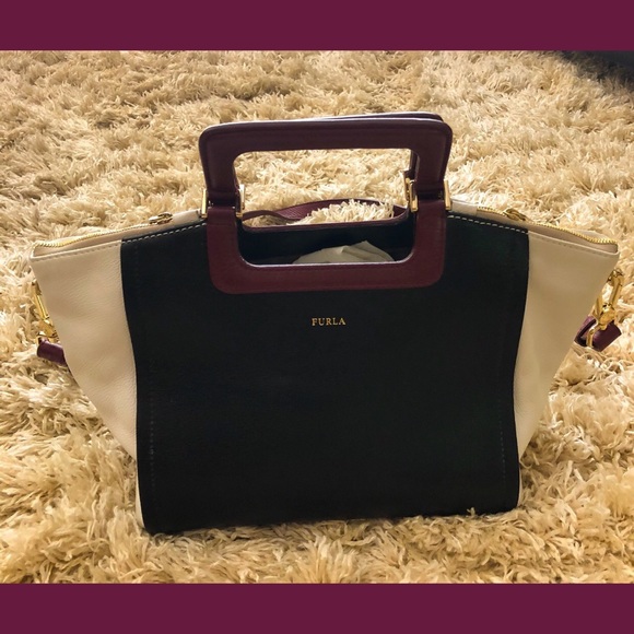 Authentic Furla Satchel - Picture 2 of 6
